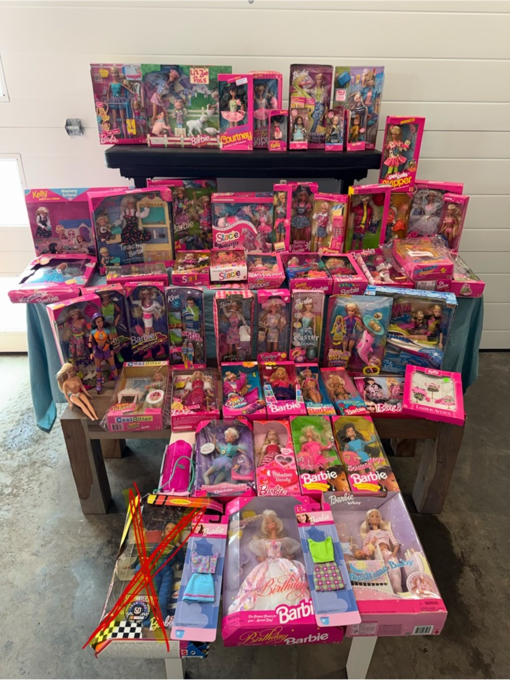 🩷🤩NIB. Extreme LOT of Barbie with varying prices. You pick!